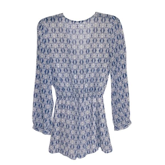 Honey and Rosie Romper Blue Periwinkle Surplice Long Sleeve Romper Small - Picture 4 of 14